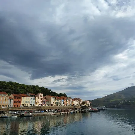 Apartment Port Heaven, A Deux Pas Du Port, Grand Balcon *